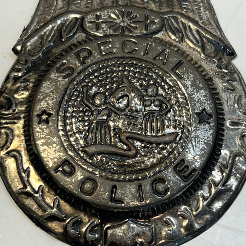 Vintage Special Police Badge Silver Black Tone Metal Novelty Pin Back 2.5” - Picture 2 of 3